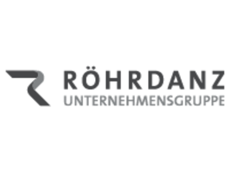 Logo der Röhrdanz Unternehmensgruppe mit stilisiertem Buchstaben "R" in Grau.