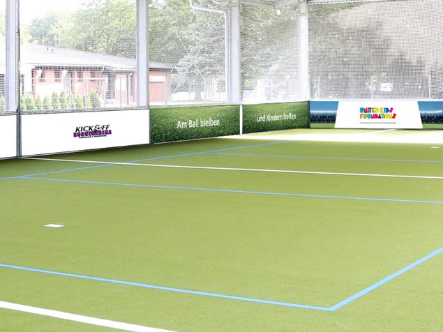 Überdacht, aber an der frischen Luft